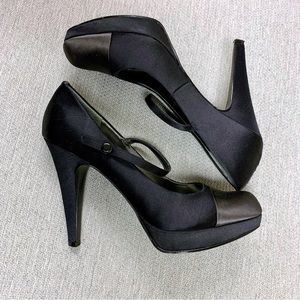 NINE WEST Vasca Sateen Platform Heels Size 7.5